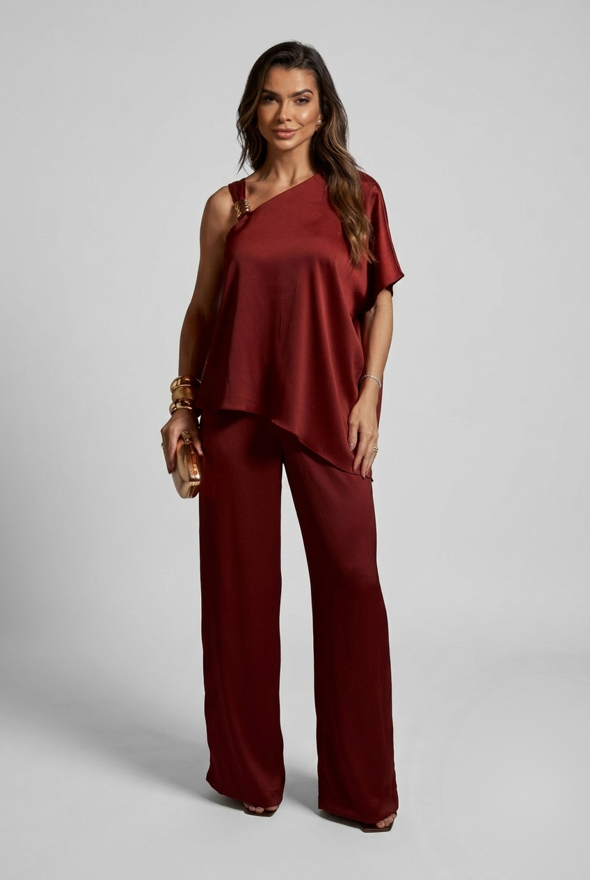 CONJUNTO BLUSA E CALÇA